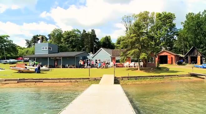 Hollowell Sailing Club - run by volunteers ©  SW